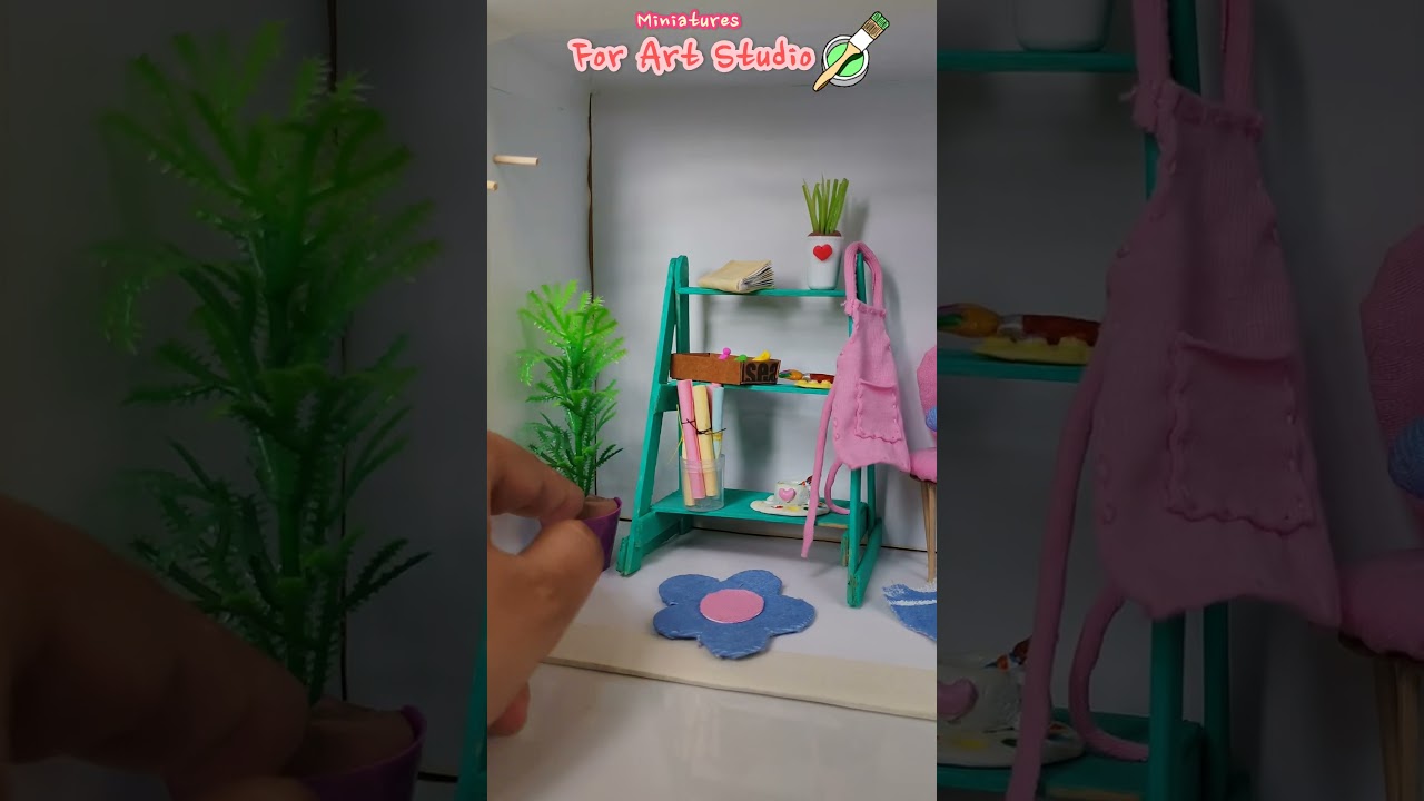 decorating mini art studio