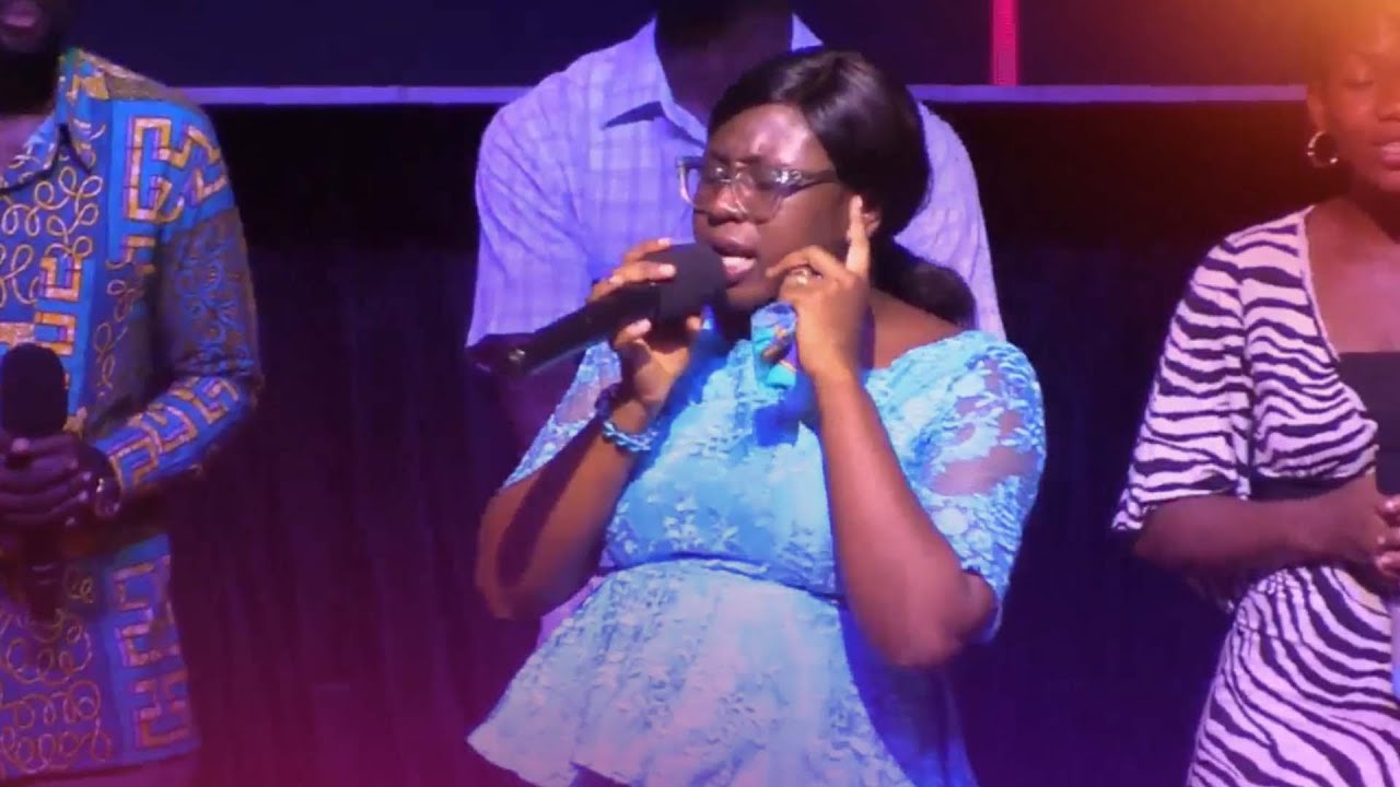 Non-Stop Pentecostal Worship 🔥🔥 by Sandy Asare at PIWC Kotei