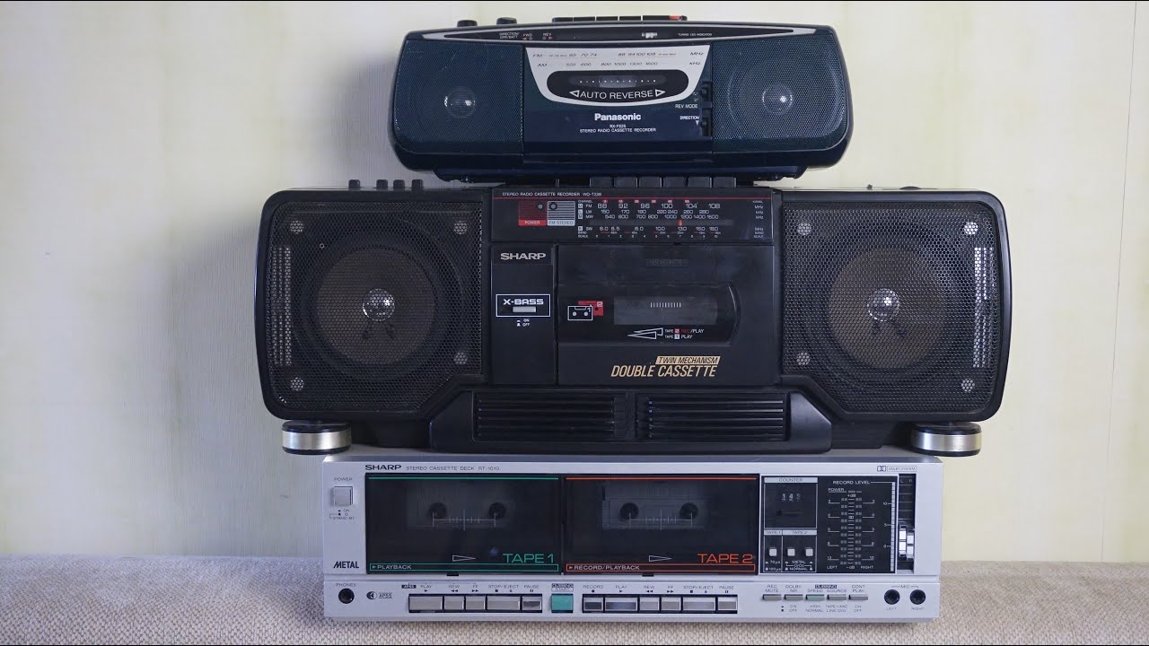 Зарекалась свинья... ну вы поняли... Panasonic RX-FS25, Sharp WQ-T238H, Sharp RT-1010H с барахолки.