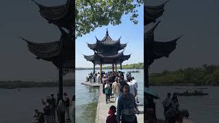 West lake in Hangzhou 🇨🇳 #travel #china #hangzhouchina #aroundtheworld