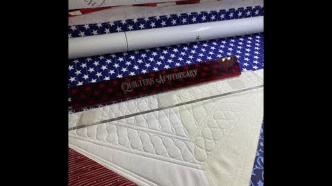 Quilting Setting Triangle - Time Lapse #shorts - ruler work - free motion quilting