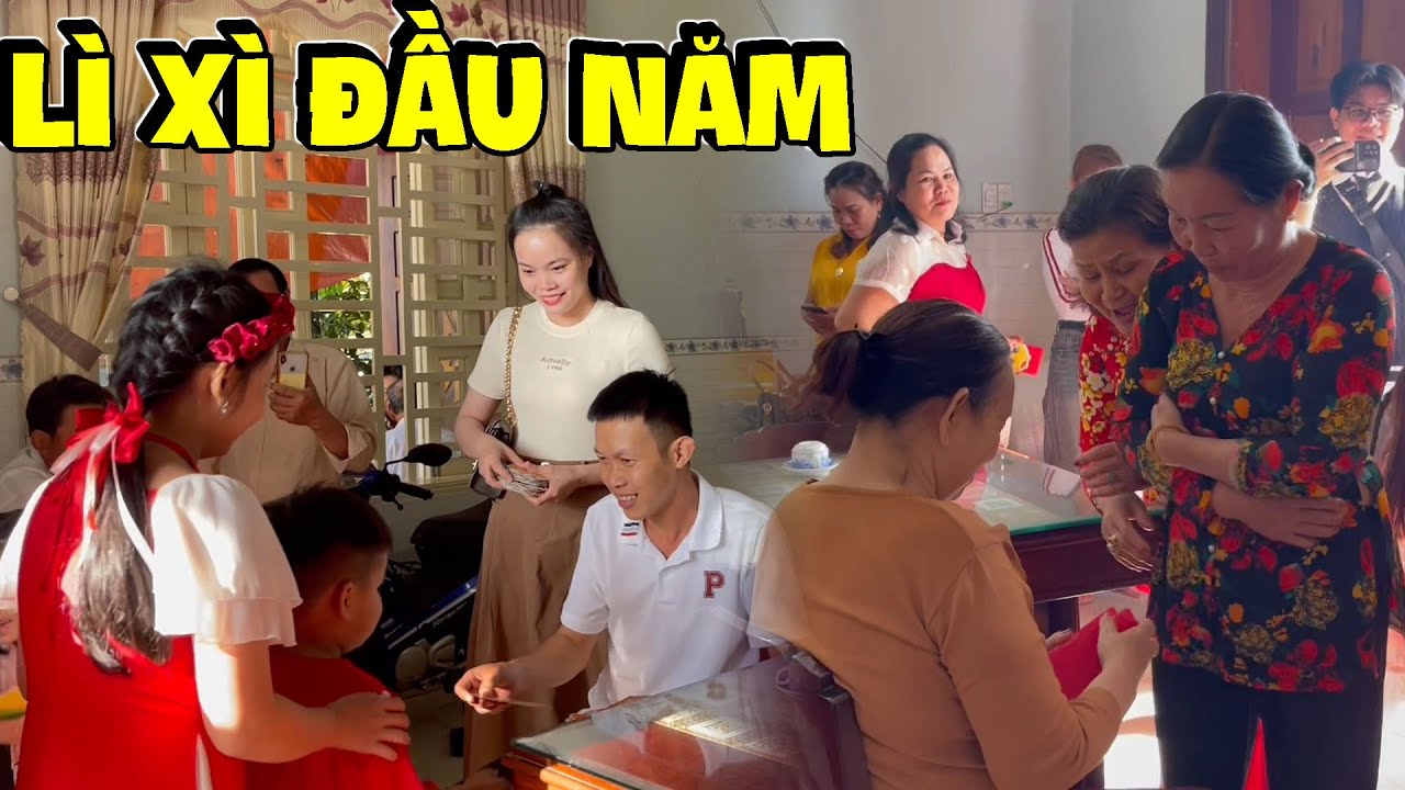 Mùng 1 Tết Đại Gia Đình Qua Nhà Dì Hương Nhận Lì Xì Đầu Năm | Anh Ba Báo