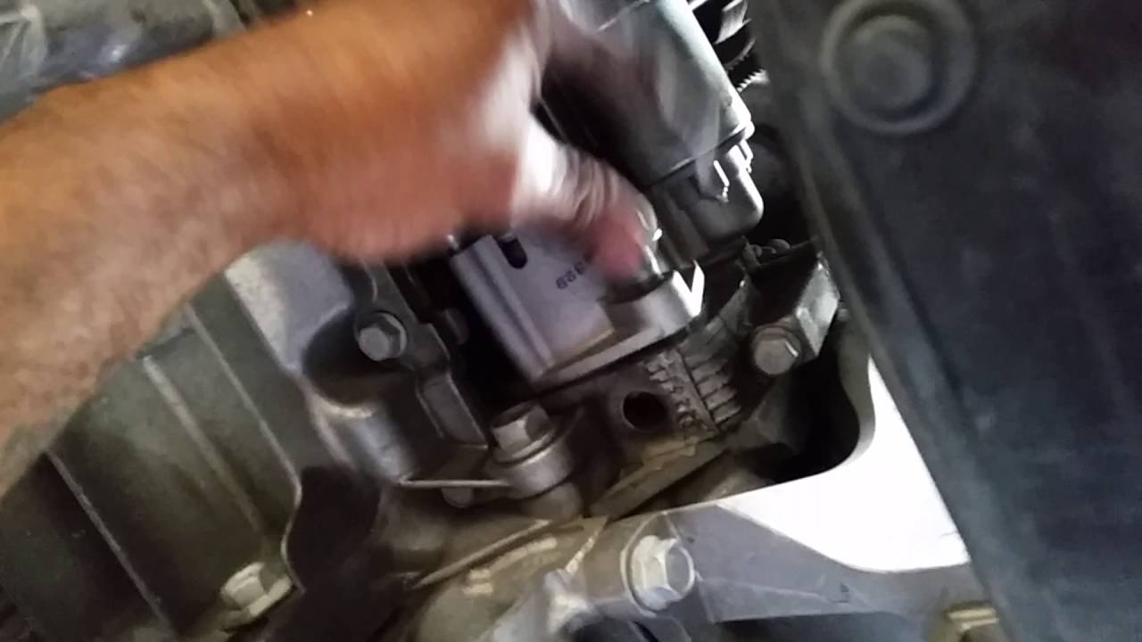 Putting the starter in a 2011 chevy malibu! - YouTube