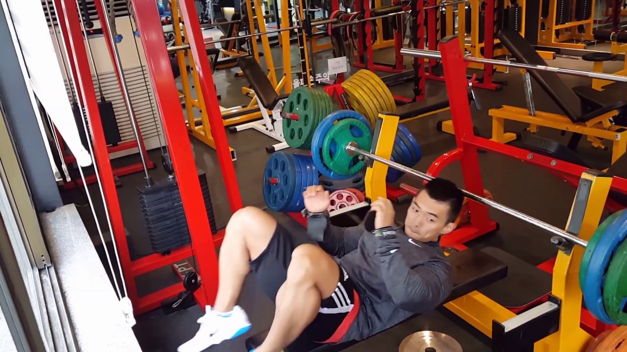 20161209김성환매일운동chest biceps (builder kim) - YouTube