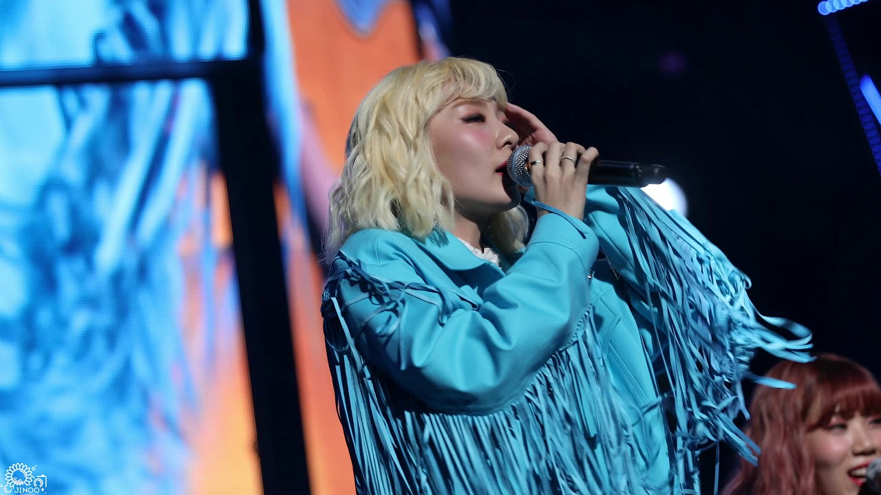 [4K] 180101 볼빨간사춘기 'Shape Of You (Cover)' 직캠 Bol4 fancam (볼사 두번째 단독콘서트 '상상') by Jinoo