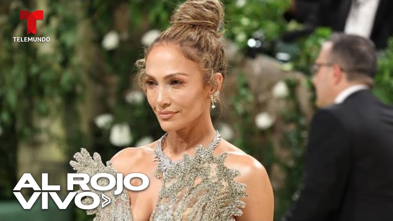 ⁣Celebridades caminan por la alfombra roja de la Met Gala 2024 | Al Rojo Vivo | Telemundo