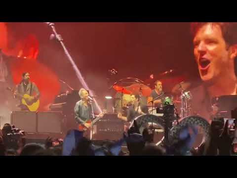 Lindsey Buckingham and The Killers live - “Go Your Own Way” - 8/27/2022