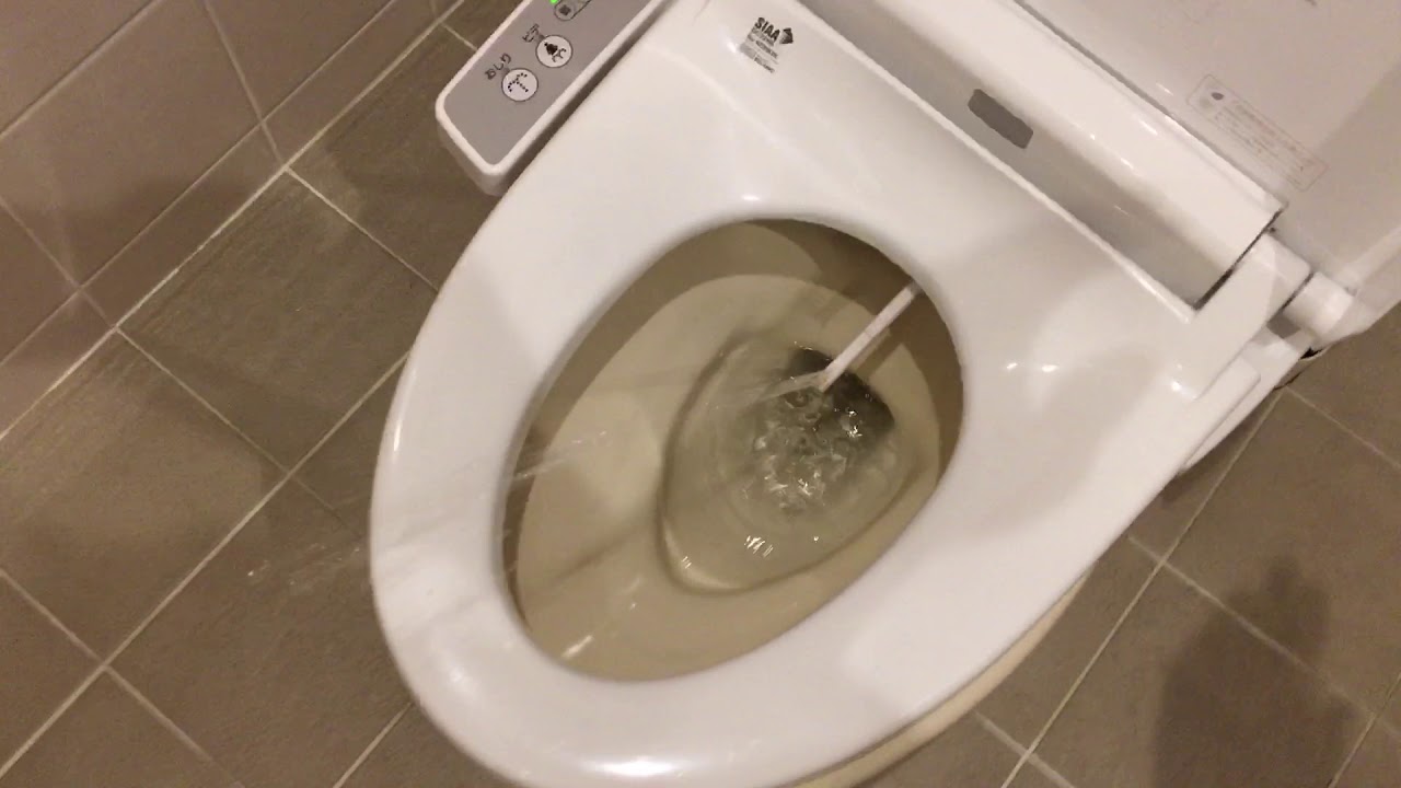 Как это работает? Японский умный унитаз, туалет. - YouTube