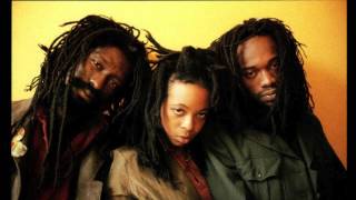 Video thumbnail of "Black Uhuru, Happiness. (Reggae)"