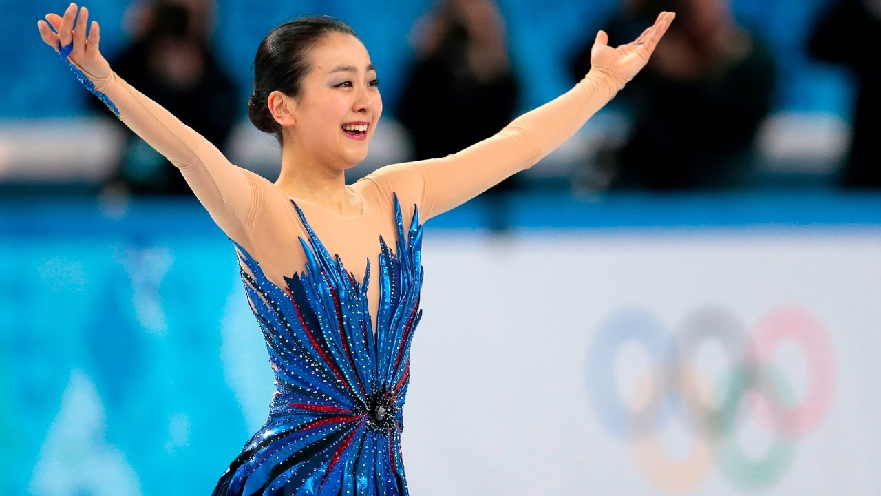 祝 卒業 笑顔の女王 浅田真央さんが 選手としてのフィギュアスケート を終え それ以外の無限の未来へとリスタート スポーツ見るもの語る者 フモフモコラム
