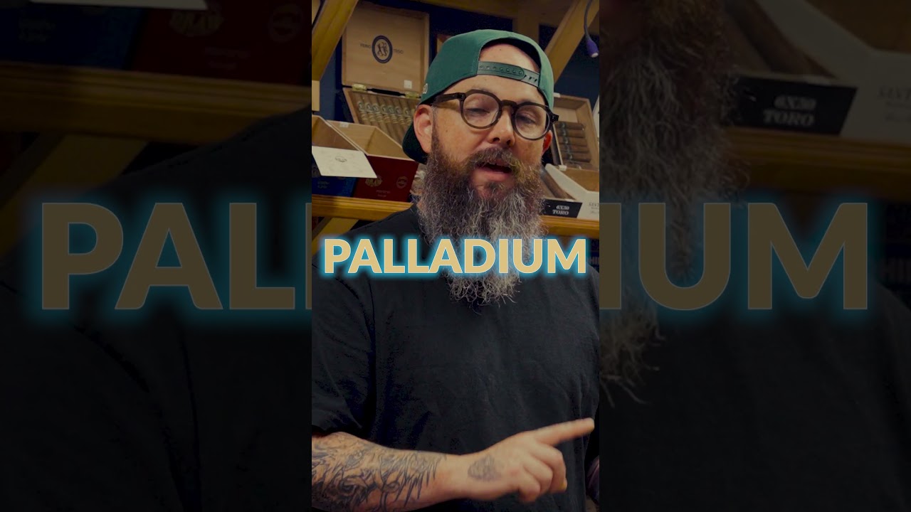 Unboxing July 2025 Luxury Cigar Club Boxes