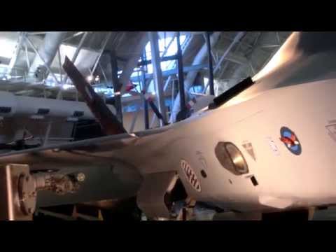 close-look-at-x-35-joint-strike-fighter-and-jsf119-turbofann-lift-fan-engine