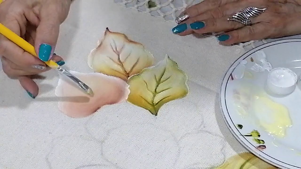 COMO PINTAR FLORES Y HOJAS EN TELA - CHALINA