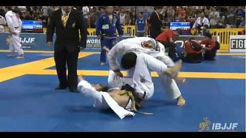 Kit Dale vs Marcos Souza