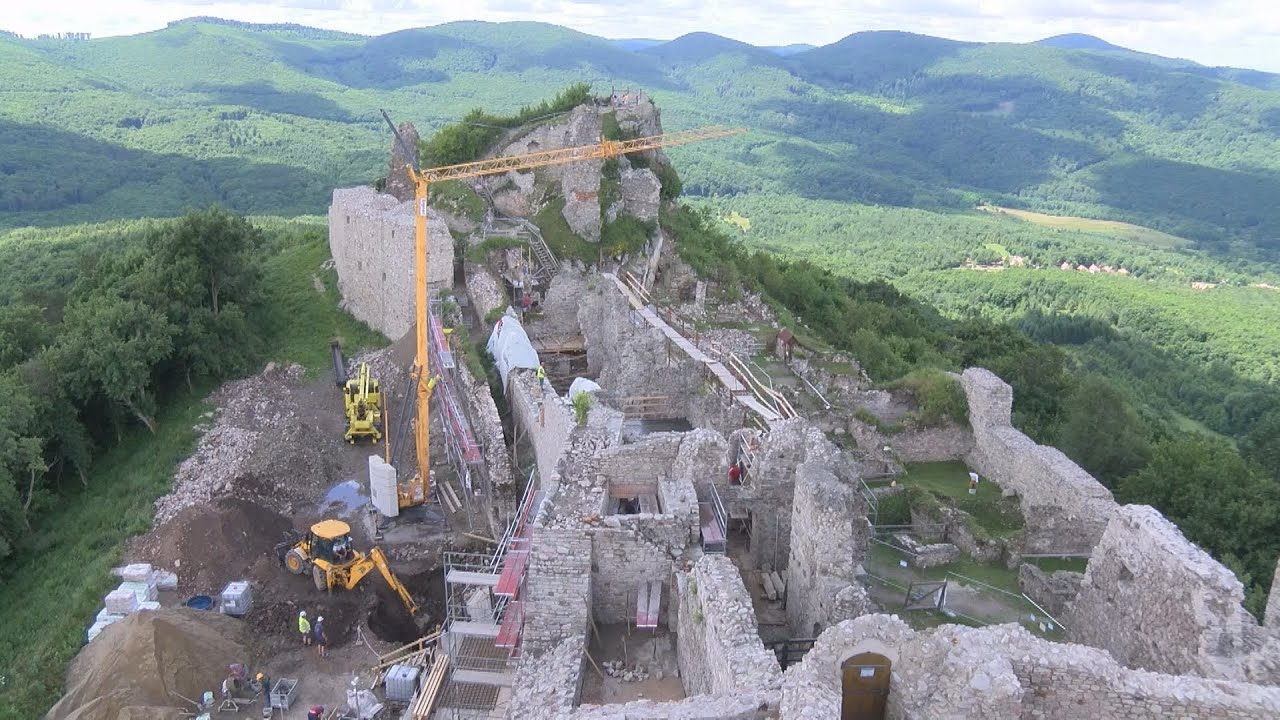 A Regéci vár régészeti feltárása