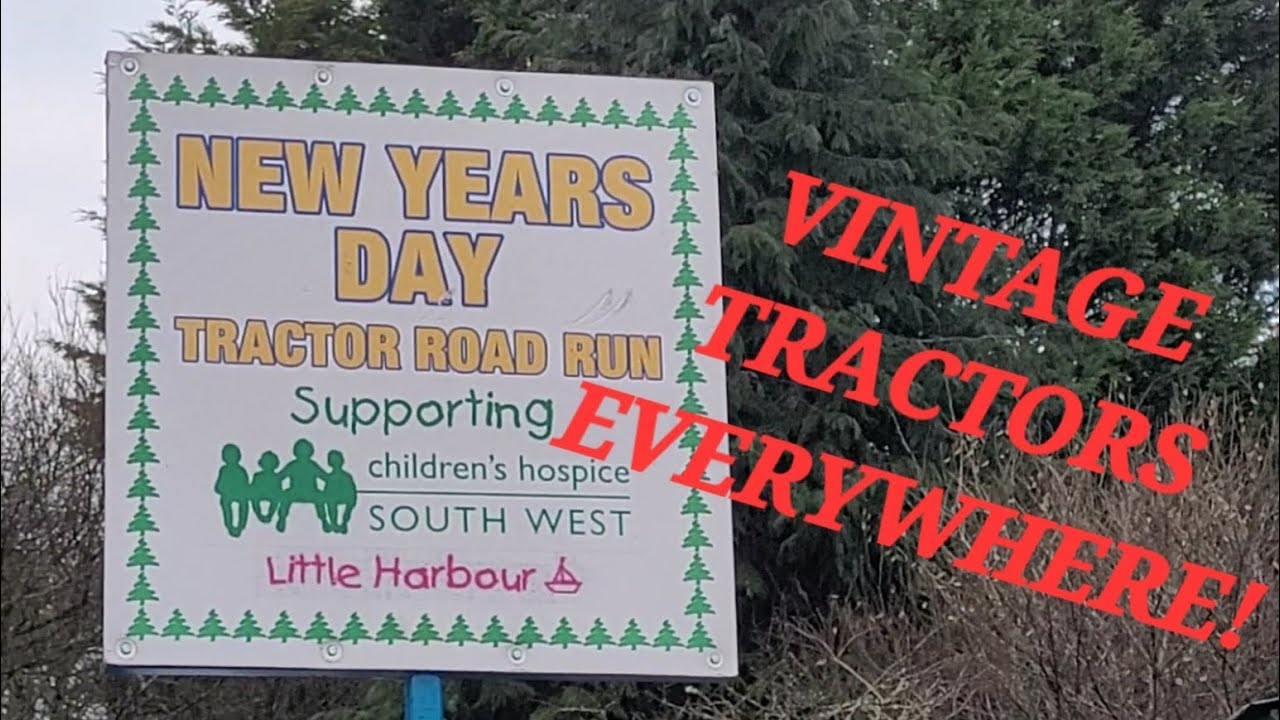 NEW YEARS DAY TRACTOR ROAD RUN WENDRON...