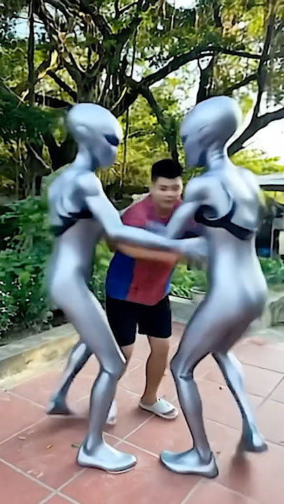 Alien - OMG 😨👽😱🥶