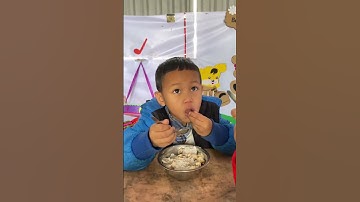 Đến trường để được ăn cơm có thịt #shorts  #trongheovungcao  #quycomcothit