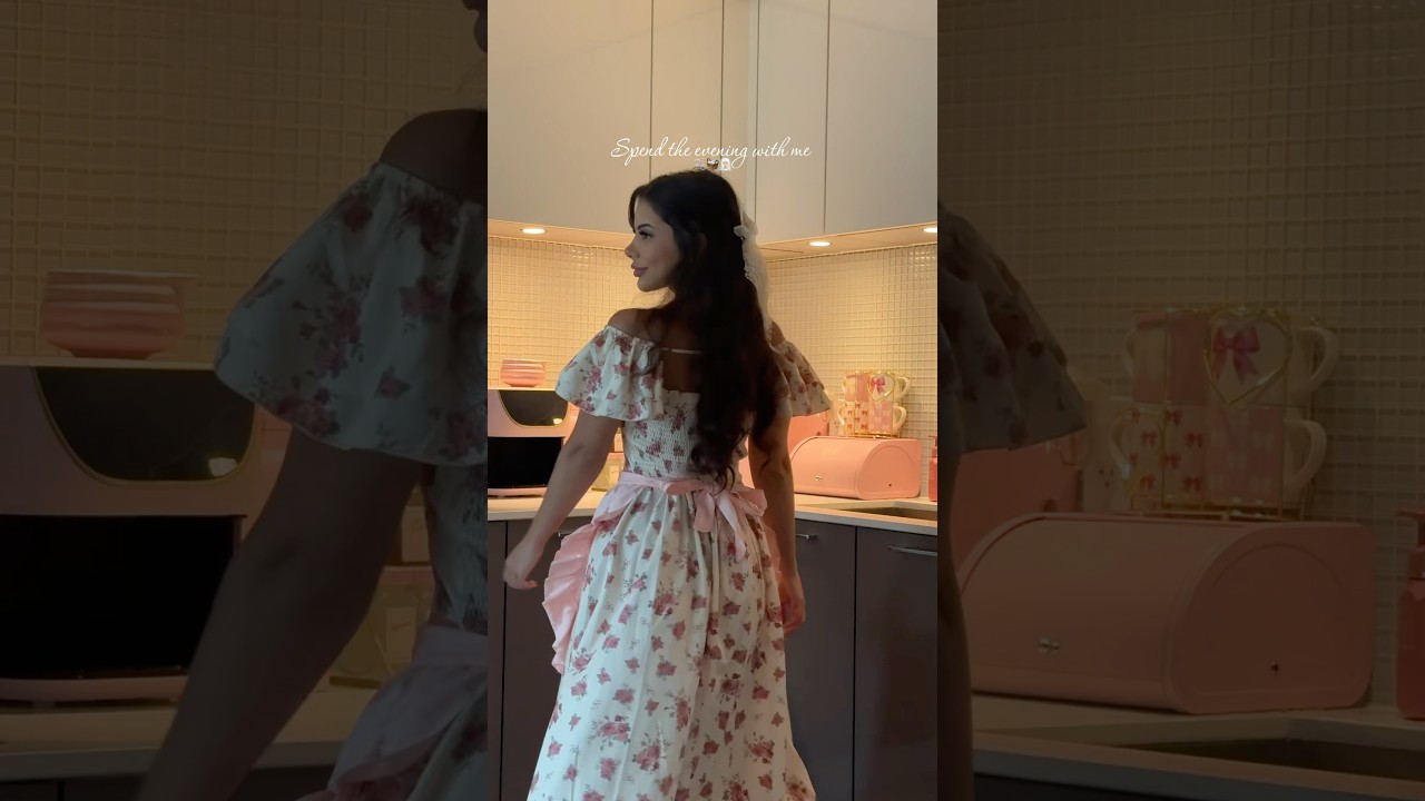 Just a girl in my own world 🌎💕😇 