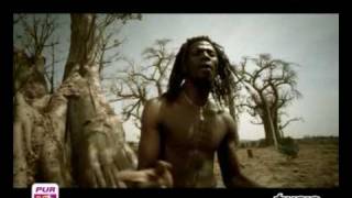 Tiken Jah Fakoly &amp; Yaniss Odua  -  Y&#39;en a marre