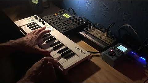 Korg volca keys ambient pads Digitakt piano tape loop