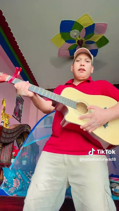 Nick Kvaratskhelia sings Jimmy's (Mithun Chakraborty's) Indian 🇮🇳 music Yaad Aa Raha Hai Tera Pyar