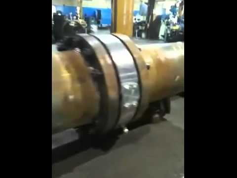 Hydraulic flow divider - YouTube