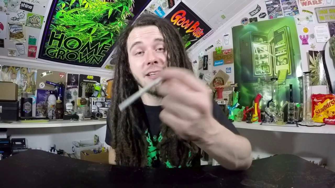 SMOKING A FAT JOINT IN ONE SITTING