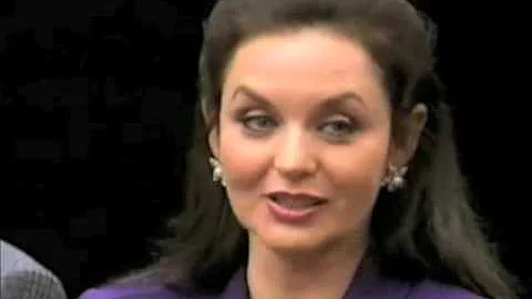 Crystal Gayle - Interview - don't it make my brown...