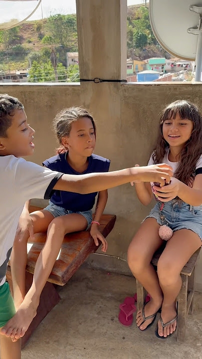 Download lagu Davi comprou açaí pras meninas #humor #brasil