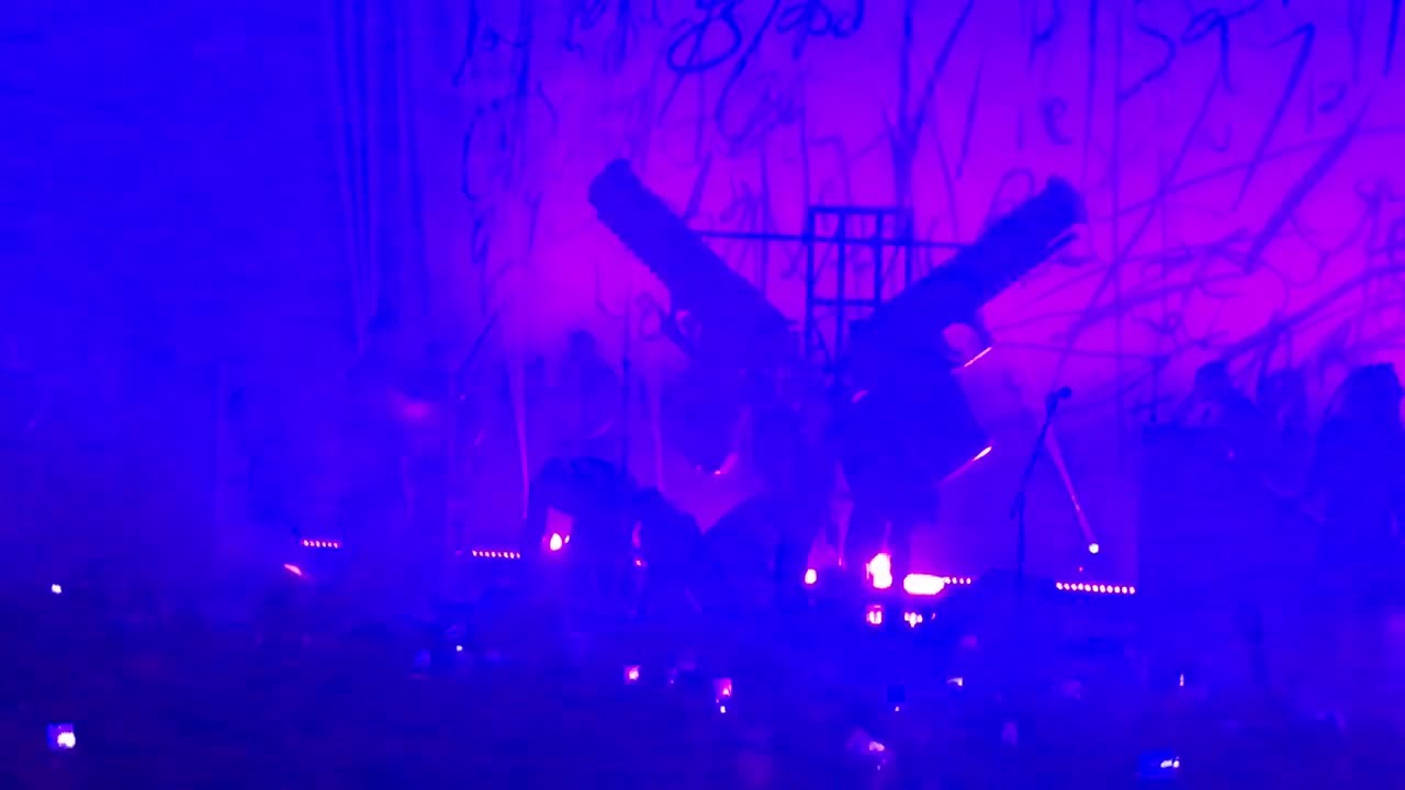 Marilyn Manson Injured Onstage in New York (Watch)
