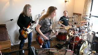 Destination Constellation Surf Medley