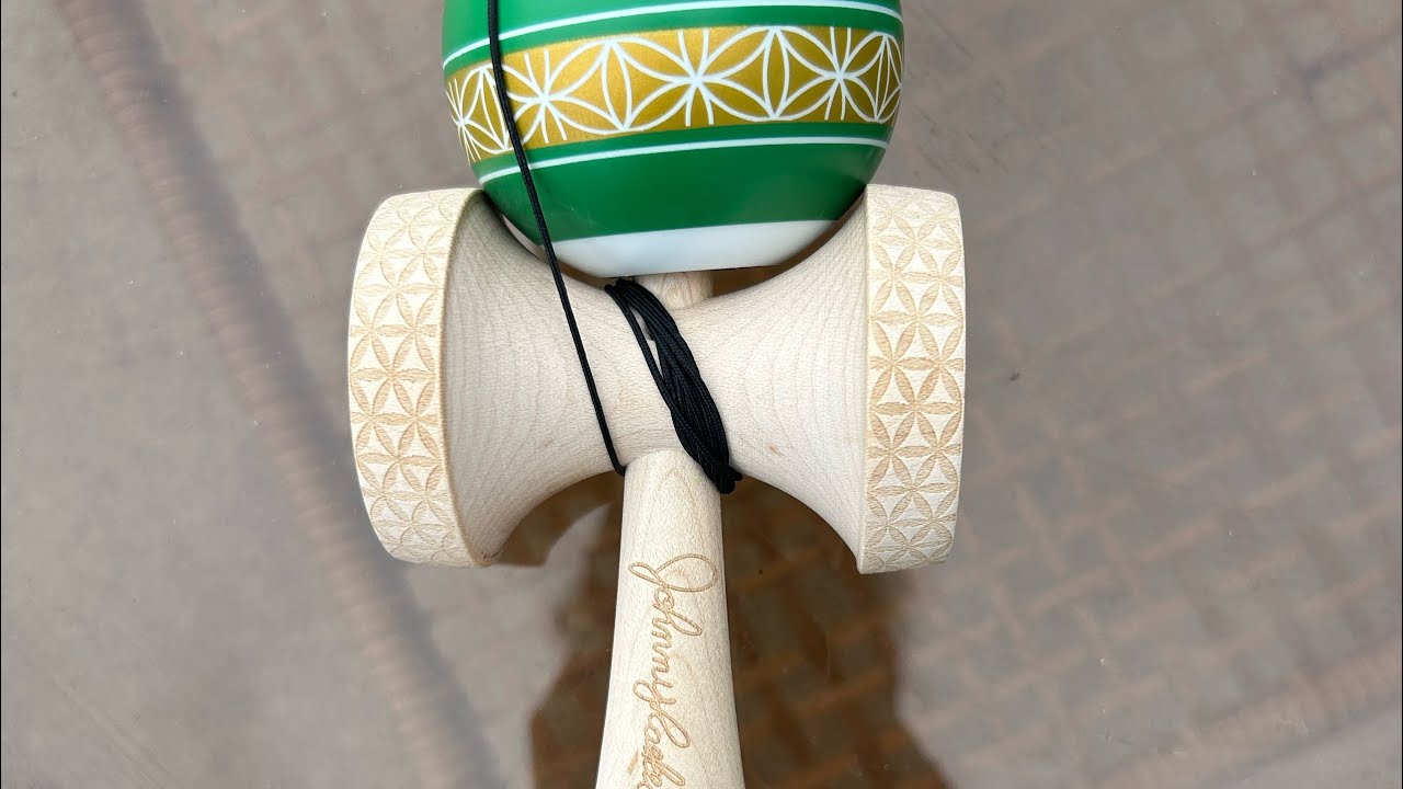 Sweets kendamas broken shape unboxing - YouTube
