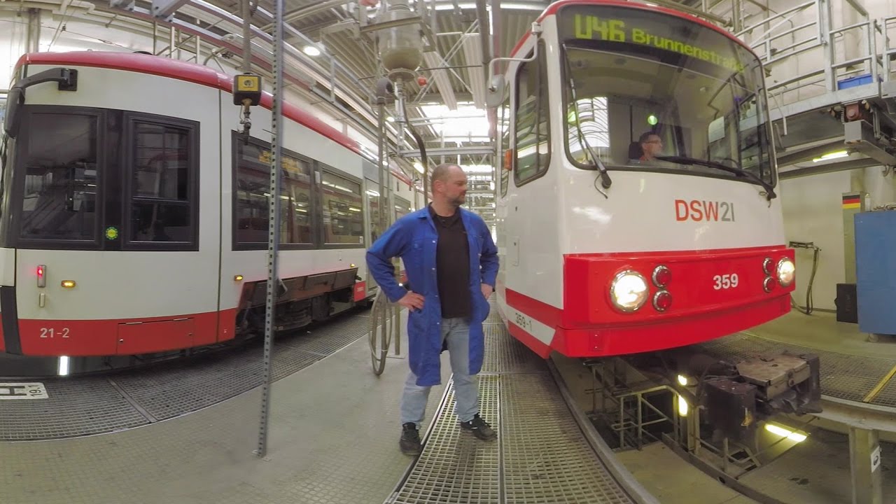 Boxenstopp einer Stadtbahn // 360°-Film