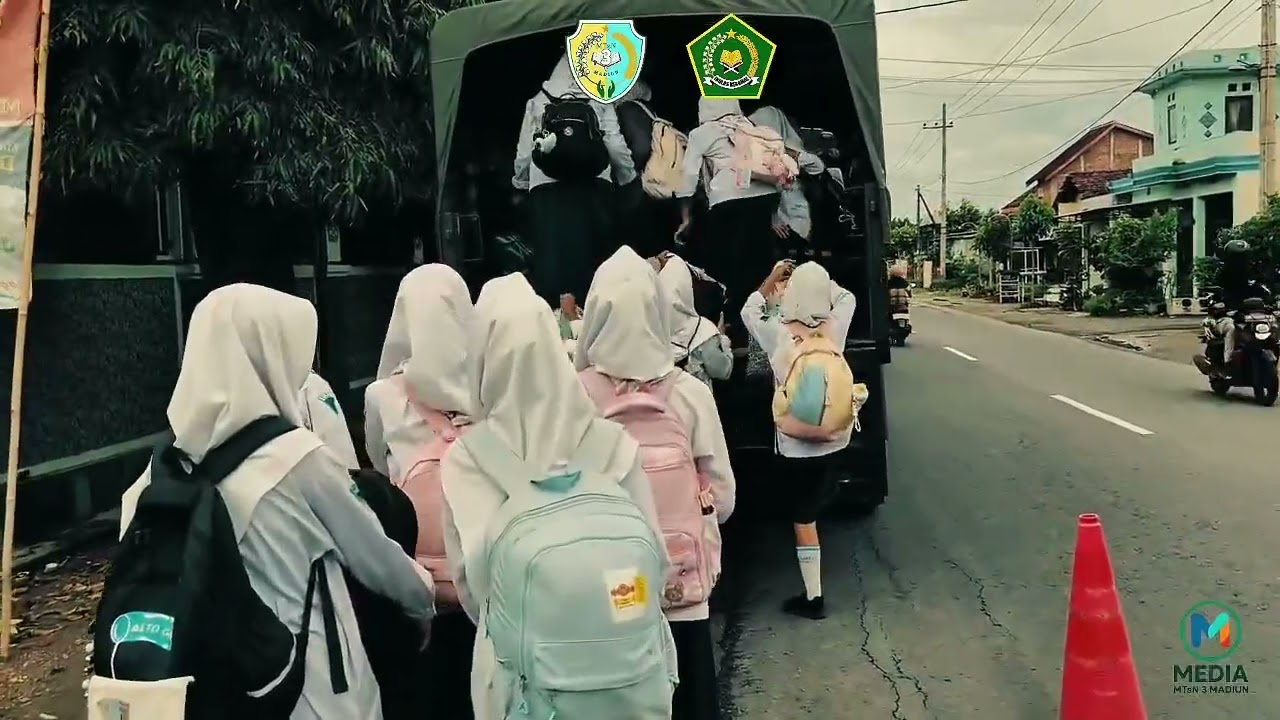 Latihan Dasar Kepemimpinan MTsN 3 Madiun di BATALIYON PARA KORBAN 471 BRIGADE PARAKO 2 PASGAT MADIUN