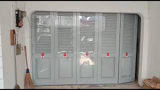 Rel Pintu Geser Besi Tikung 5 Daun Menggunakan Komponen Henderson 301