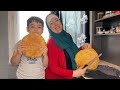 ON PRÉPARE DU PAIN AVEC DOUDOU