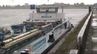 Binnenschiff Eiltank 4 In Duisburg