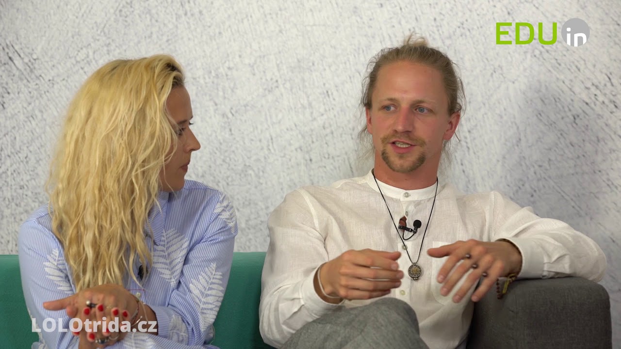 Manželé Klusovi s Bobem Kartousem o českém školství