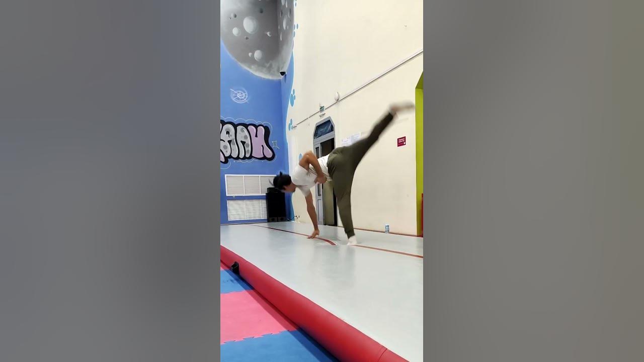 Колесо акробатический элемент