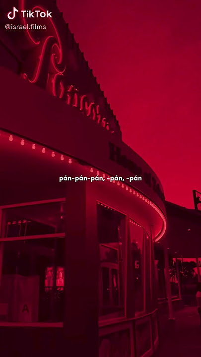 Reggaeton Champagne - Dani Flow Lyrics