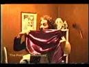 Capture de la vidéo Bobby Liebling Displays His Stage Wardrobe - 14 September 1993