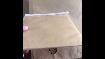 Recycled Biodegradable Kraft Paper Fibers Cushioning Protected Padded Envelopes
