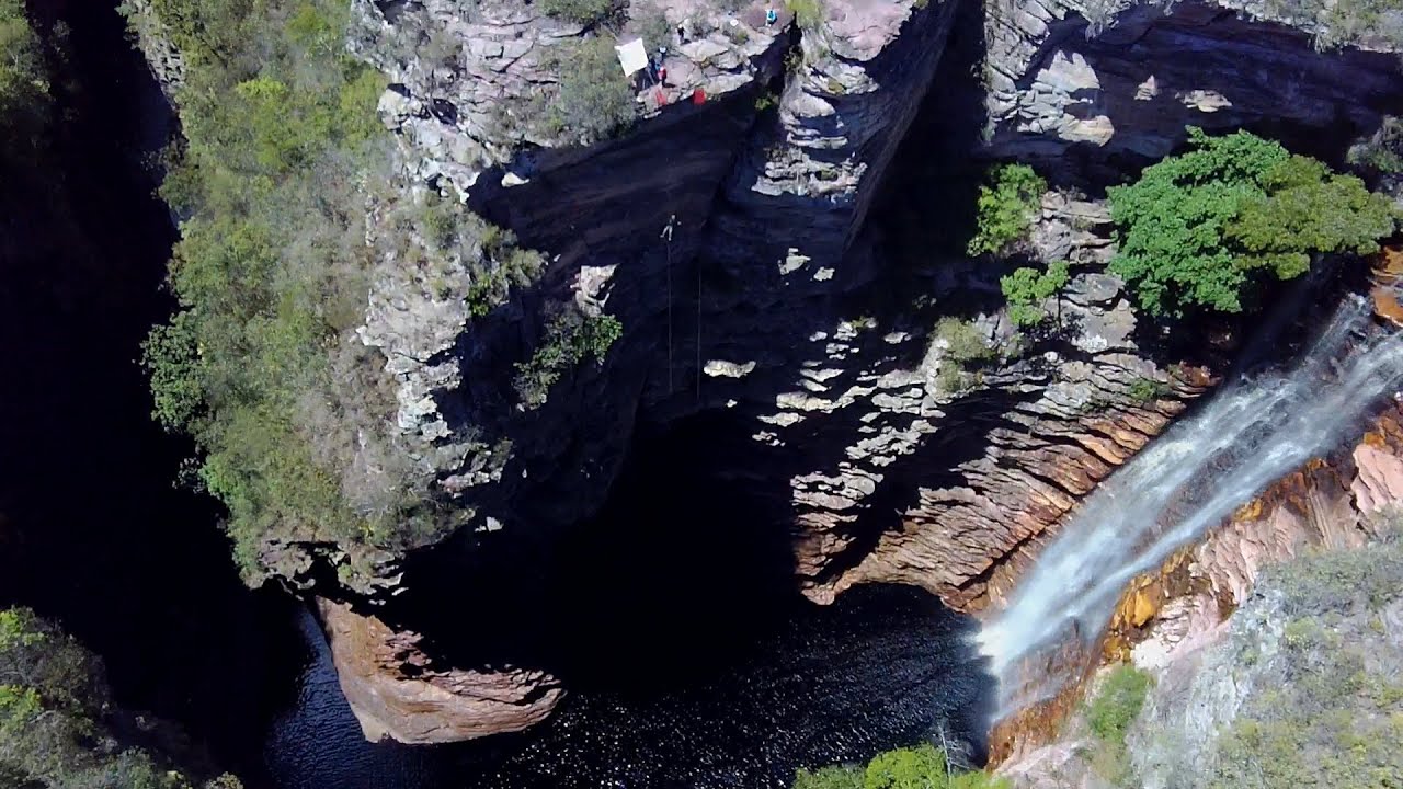 Filmagem aérea da Cachoeira do buracão (Ibicoaraba) YouTube Filmagem aérea da Cachoeira do buracão (Ibicoaraba) YouTube