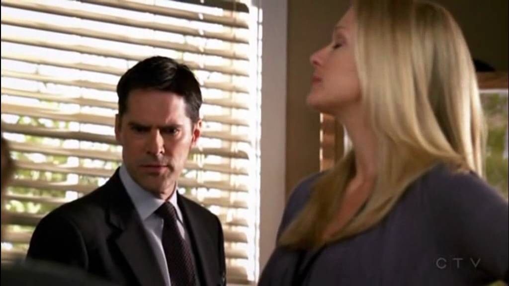 s04e04 [069] - Paradise - "Remind me to have her drug-tested."