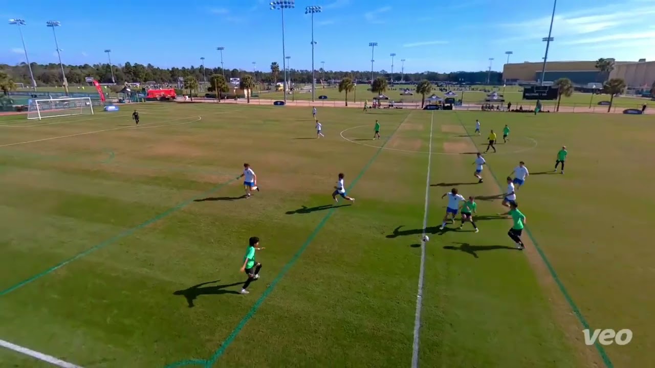 Sebi Huermann - Off Ball Movement, Link Up Combination Play, First Touch Through Ball, Assist