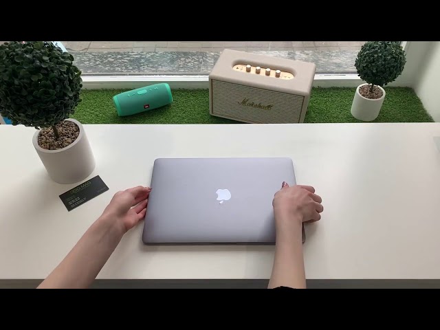 Apple MacBook Pro 13 Space Gray 2017 (MPXT2) б/у