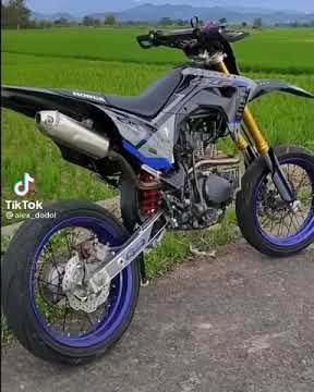 story wa' Supermoto crf