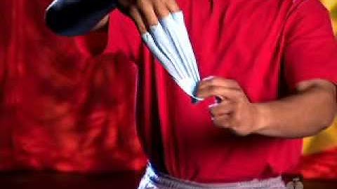 SAFETY : How to remove gloves