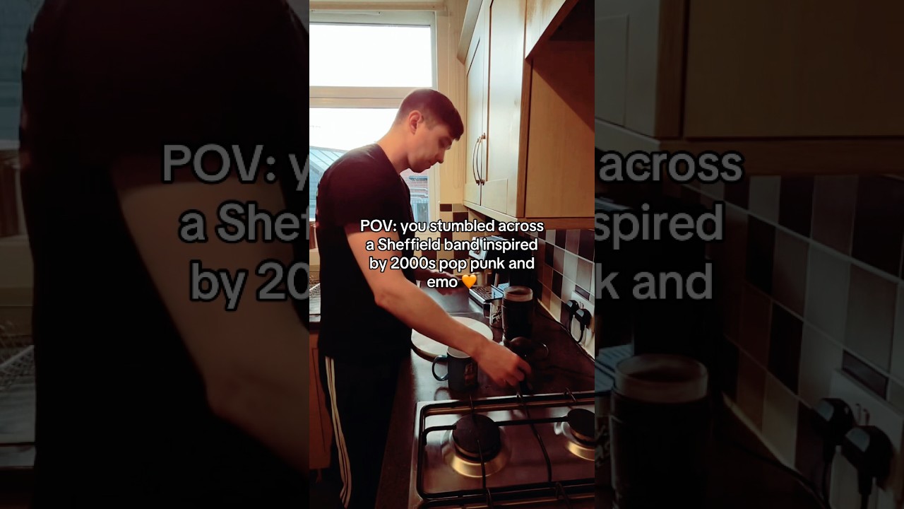 Thanks for supporting us 🧡 🙏 #poppunk #emo #altmusic #altrock #punk #band #x2fast #music